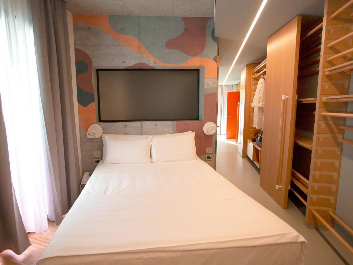 Demo Hotel Design Emotion Rimini Eksteriør billede
