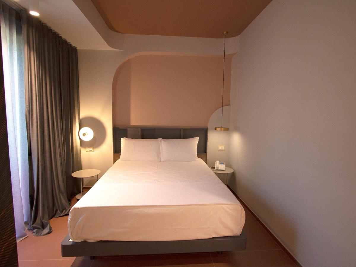 Demo Hotel Design Emotion Rimini Eksteriør billede