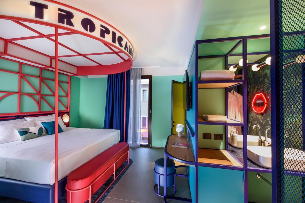 Demo Hotel Design Emotion Rimini Eksteriør billede