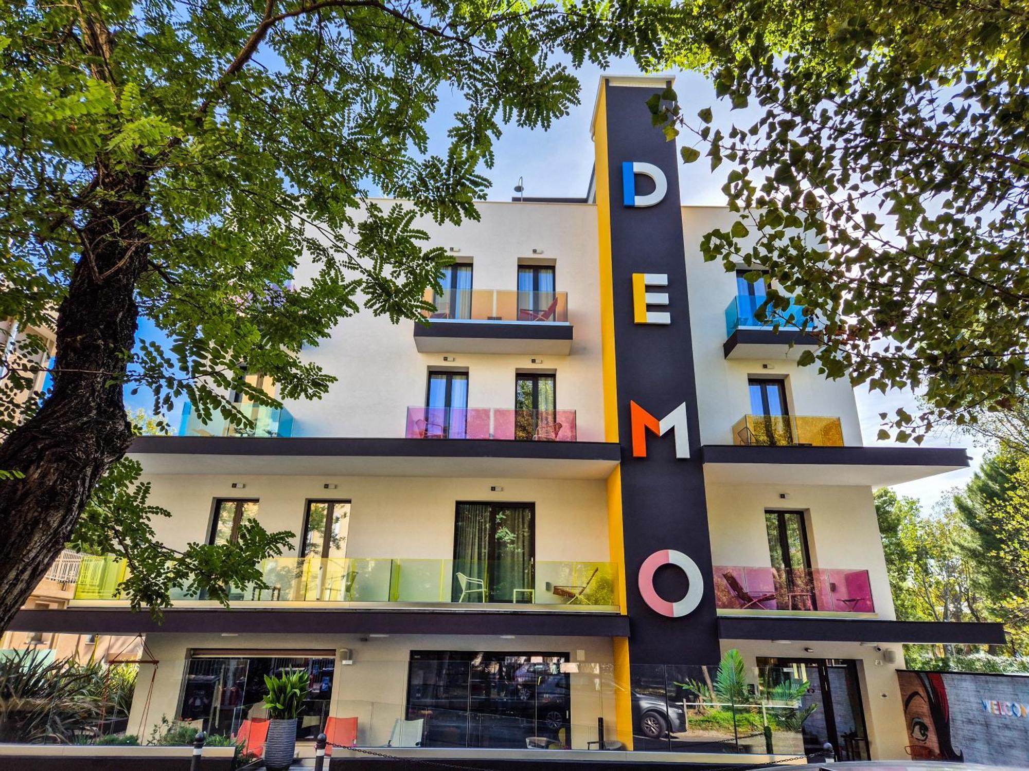 Demo Hotel Design Emotion Rimini Eksteriør billede